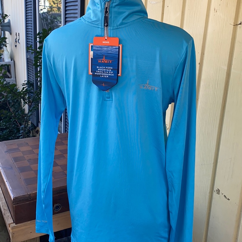 Men’s Habit wave collection sun block shirt